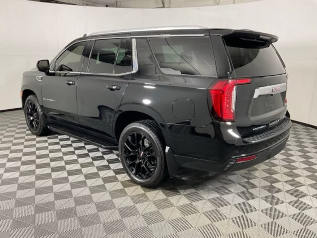 Used 2022 GMC Yukon SLE SUV