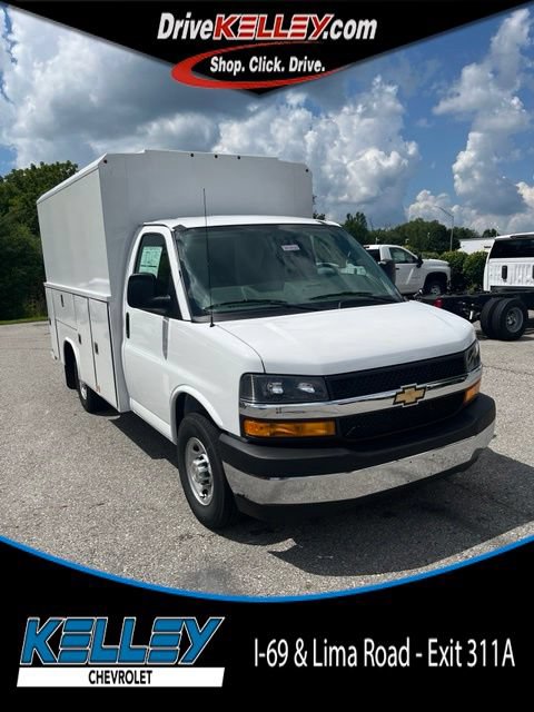 New 2026 Chevrolet Express Cutaway 3500 1WT Cutaway Van