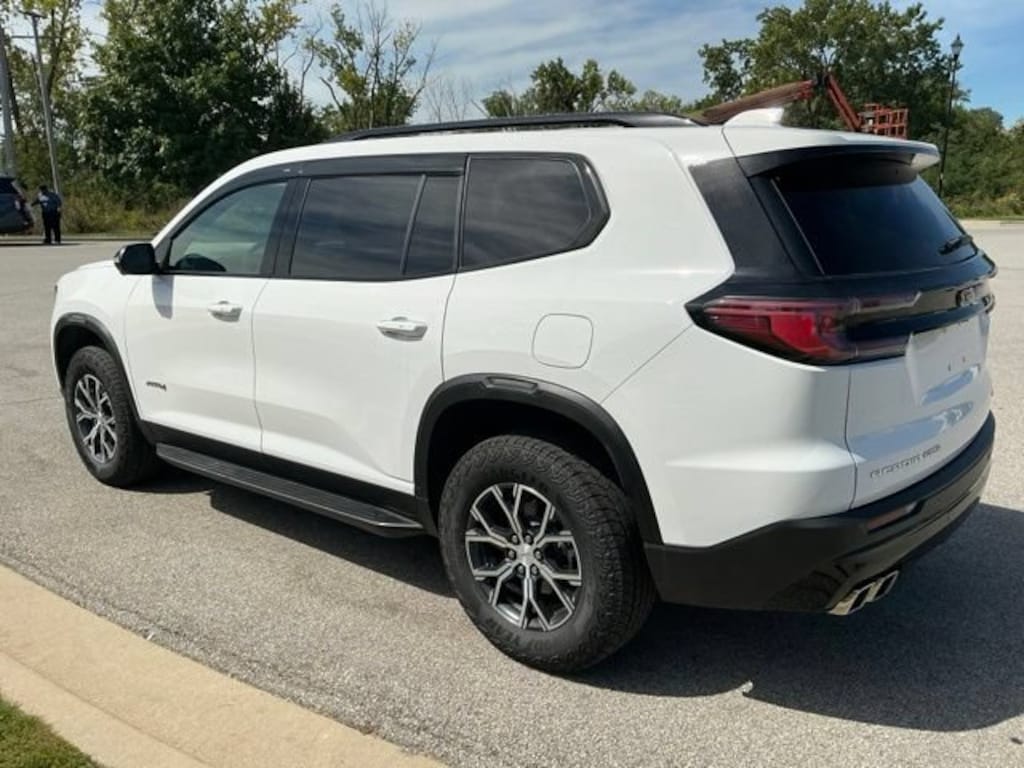 Used 2025 GMC Acadia AT4 SUV