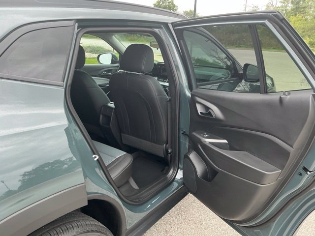 2026 Chevrolet Trax LT - Photo 18