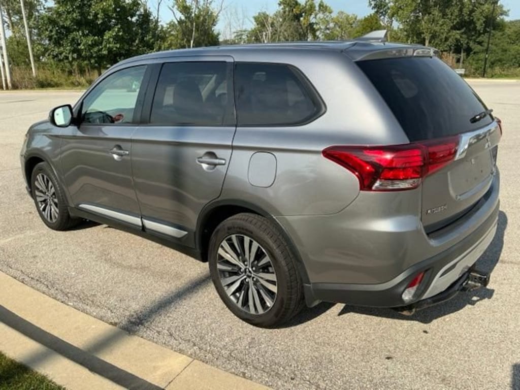 Used 2019 Mitsubishi Outlander ES