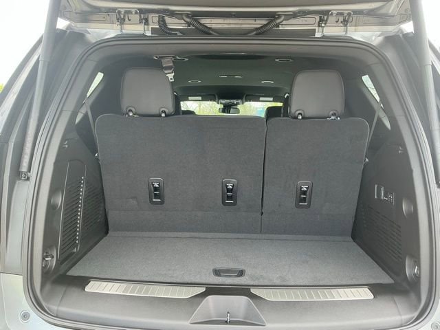 2026 Chevrolet Tahoe Premier - Photo 11