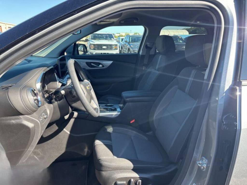 Used 2025 Chevrolet Blazer 2LT SUV
