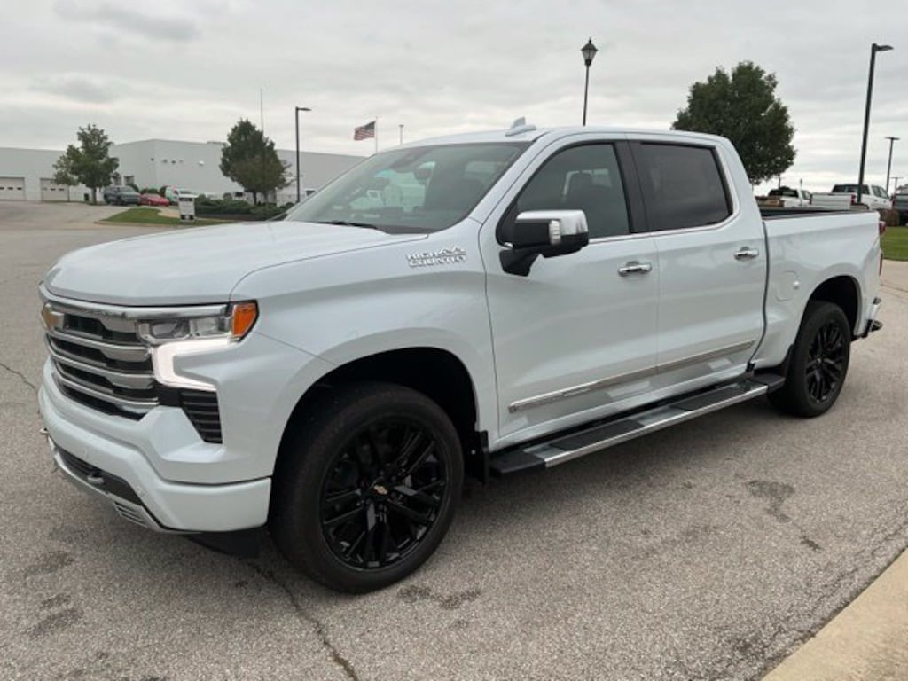New 2026 Chevrolet Silverado 1500 High Country Truck
