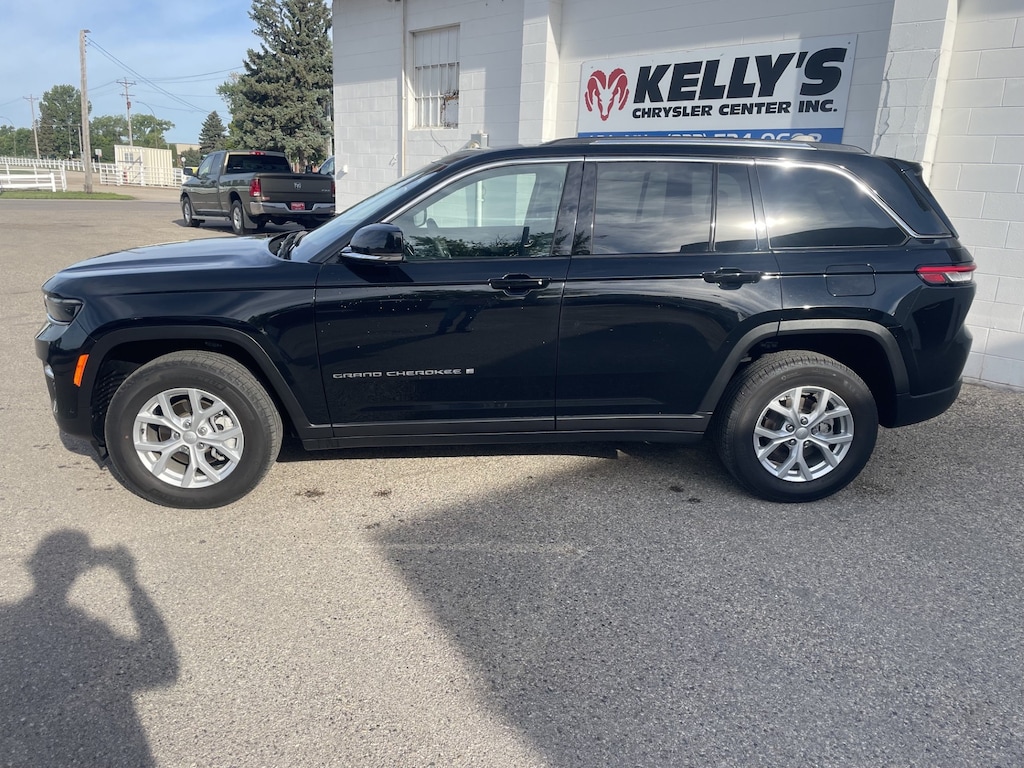 Used 2023 Jeep Grand Cherokee Limited SUV