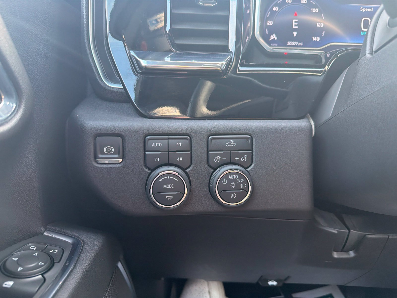 2024 Chevrolet Silverado 1500 RST - Photo 17