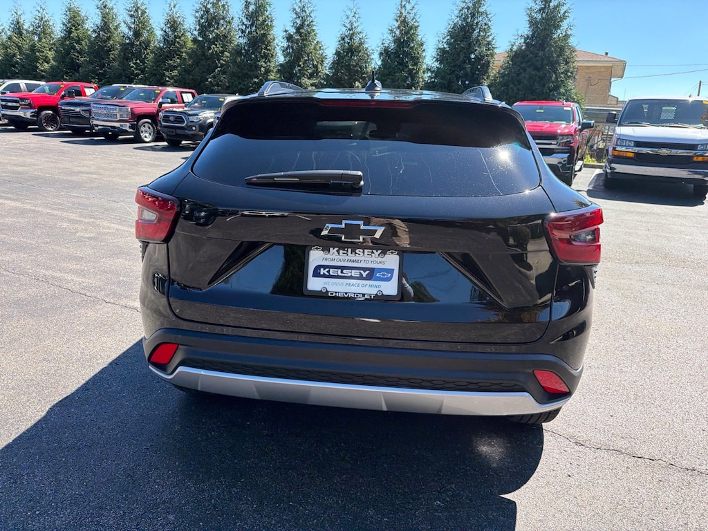 Used 2026 Chevrolet Trax LT SUV