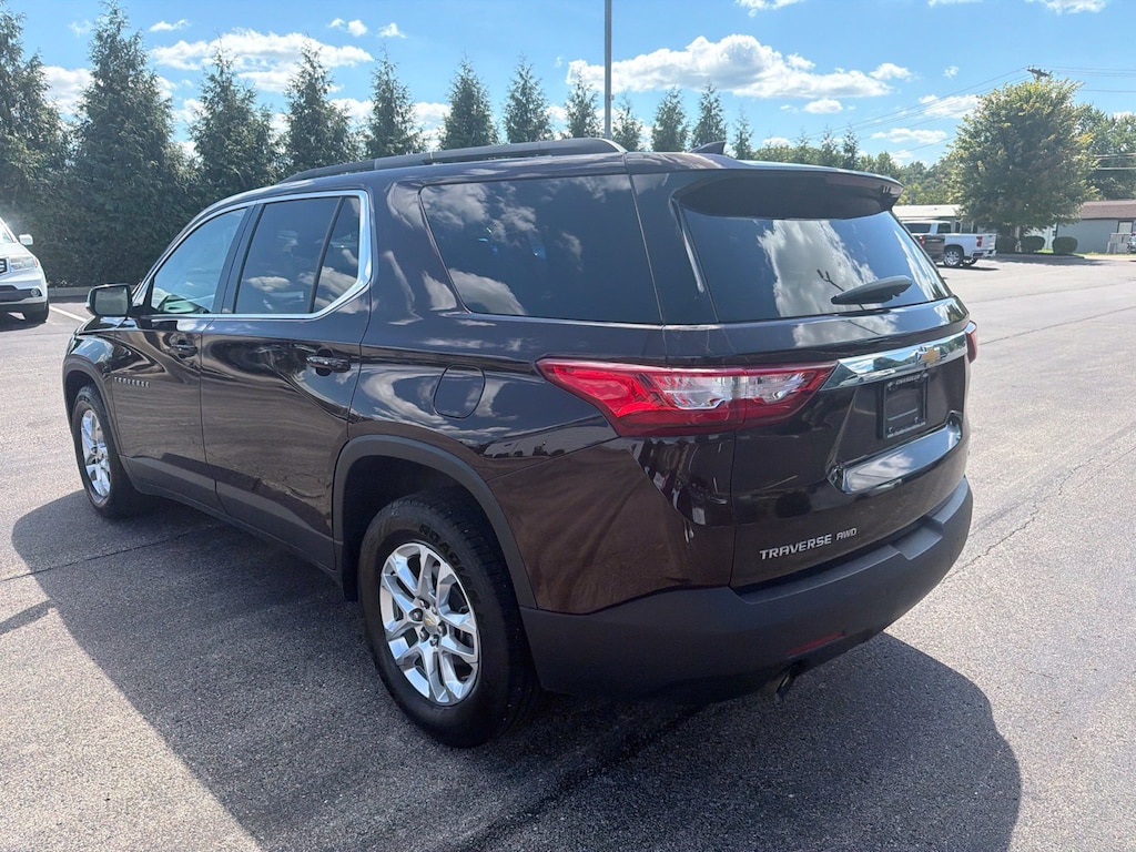 Used 2020 Chevrolet Traverse LT Cloth SUV