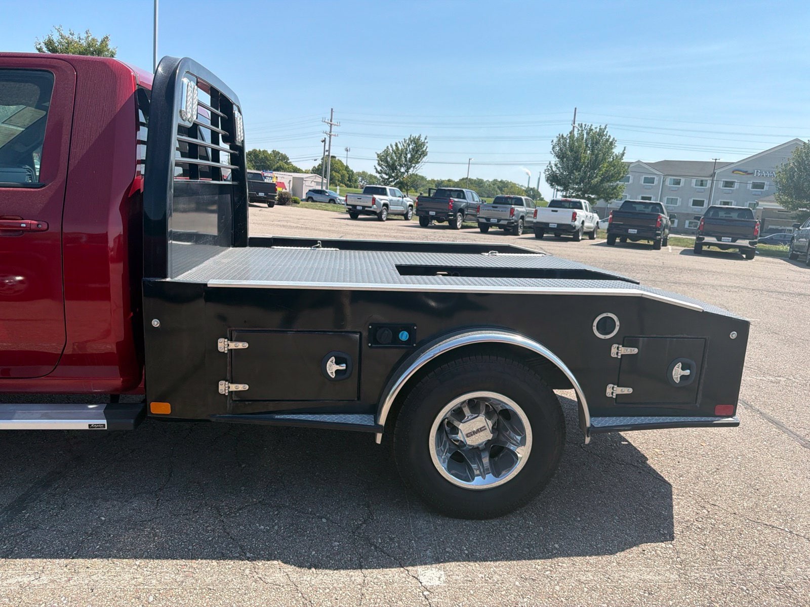 2024 GMC Sierra 3500 Chassis Cab SLE - Photo 20