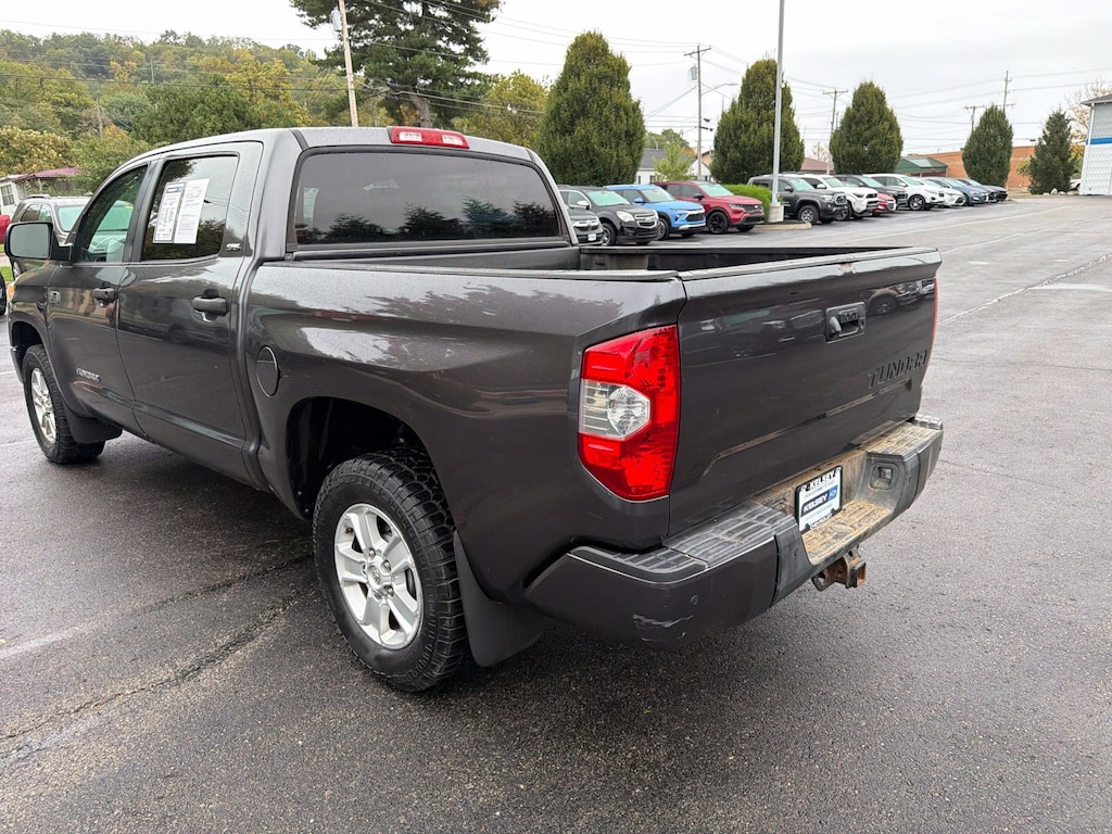Used 2016 Toyota Tundra SR5 5.7L V8 Truck CrewMax