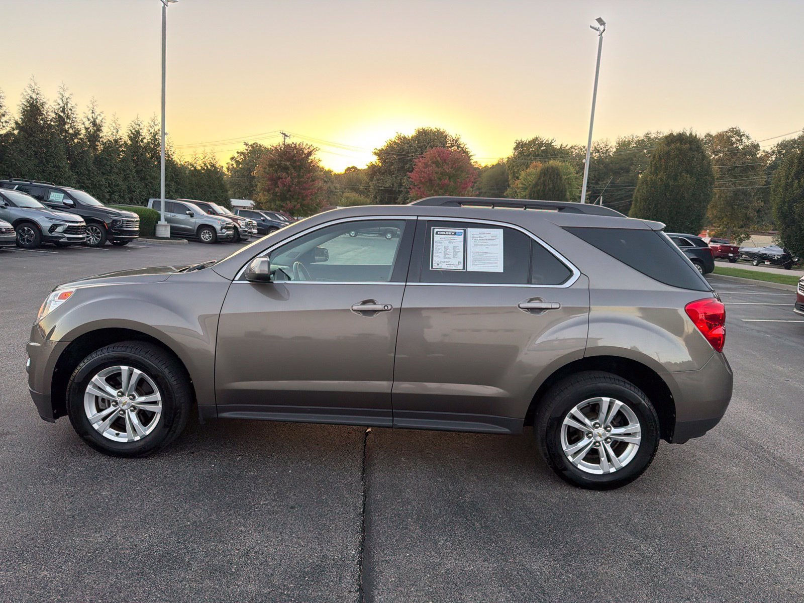 Used 2012 Chevrolet Equinox 2LT with VIN 2GNALPEK8C6308826 for sale in Greendale, IN