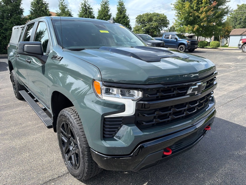 Used 2025 Chevrolet Silverado 1500 LT Trail Boss Truck Crew Cab