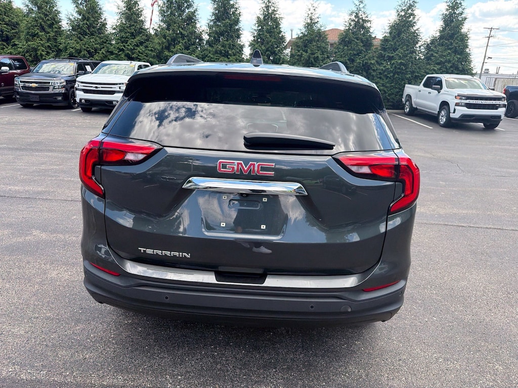 Used 2021 GMC Terrain SLE SUV
