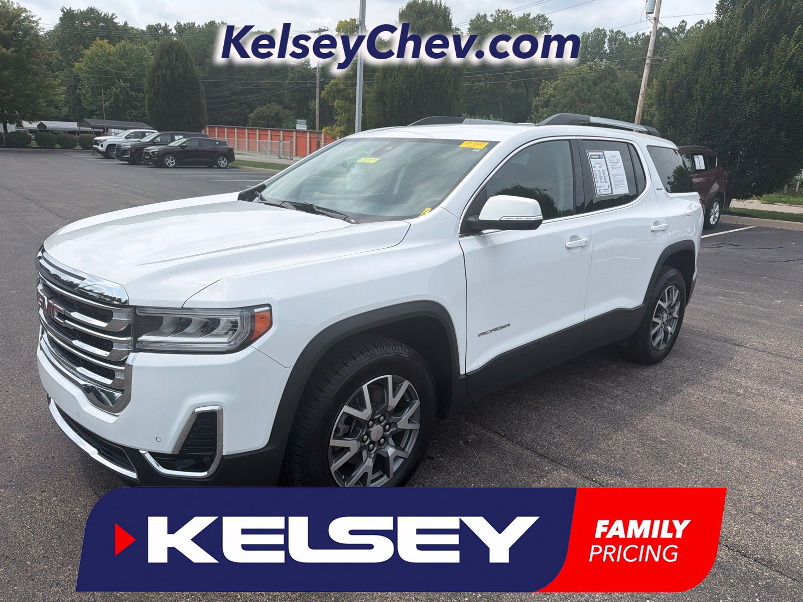 2023 GMC Acadia SLT