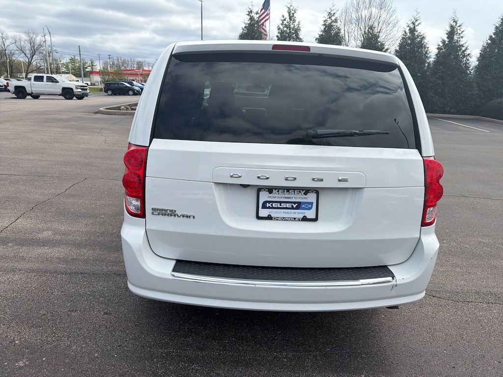 Used 2020 Dodge Grand Caravan SE Van Passenger Van