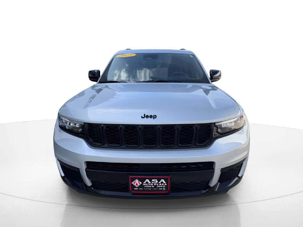 Used 2023 Jeep Grand Cherokee L Laredo SUV
