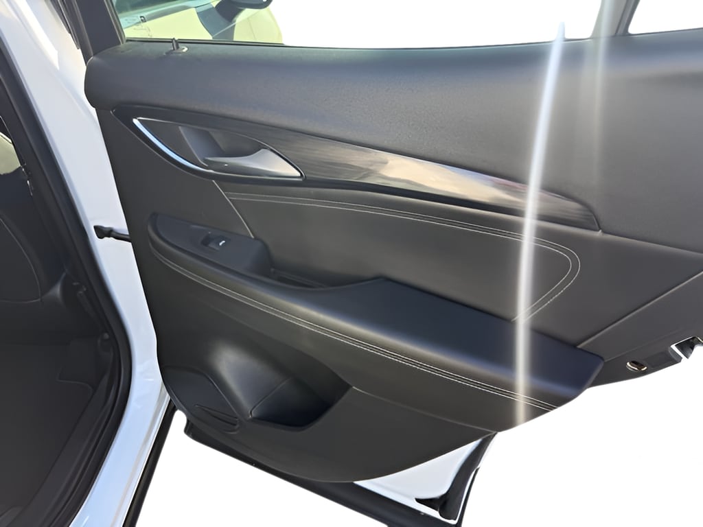2022 Buick Envision Essence - Photo 11