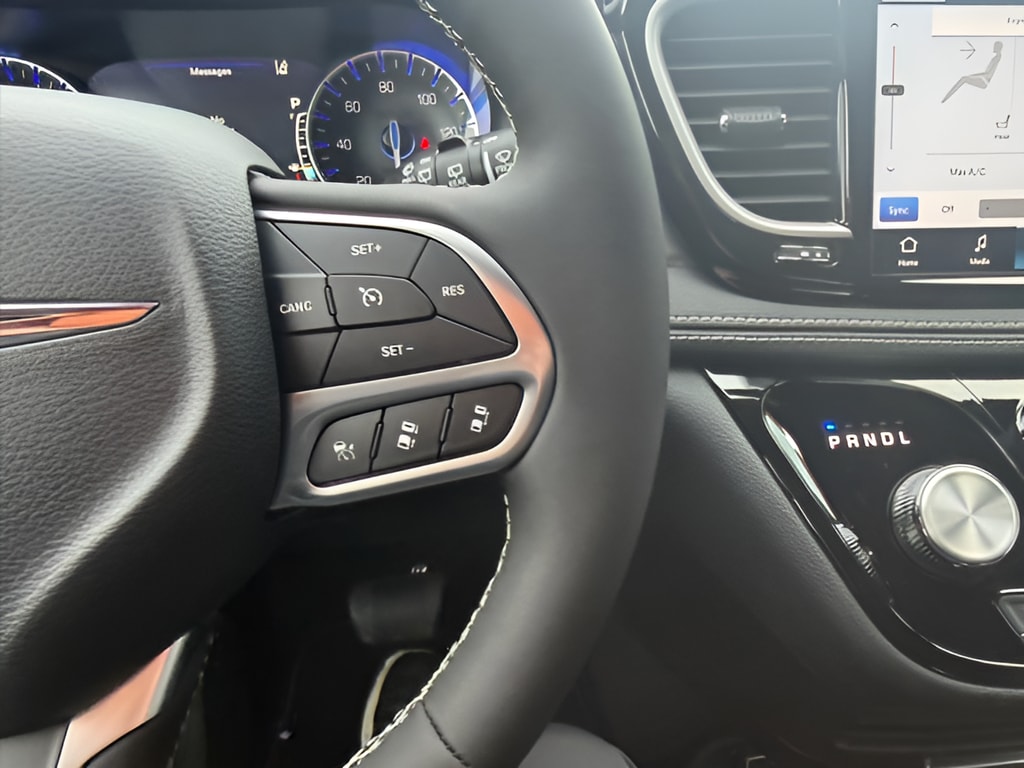 2026 Chrysler Pacifica Select - Photo 27