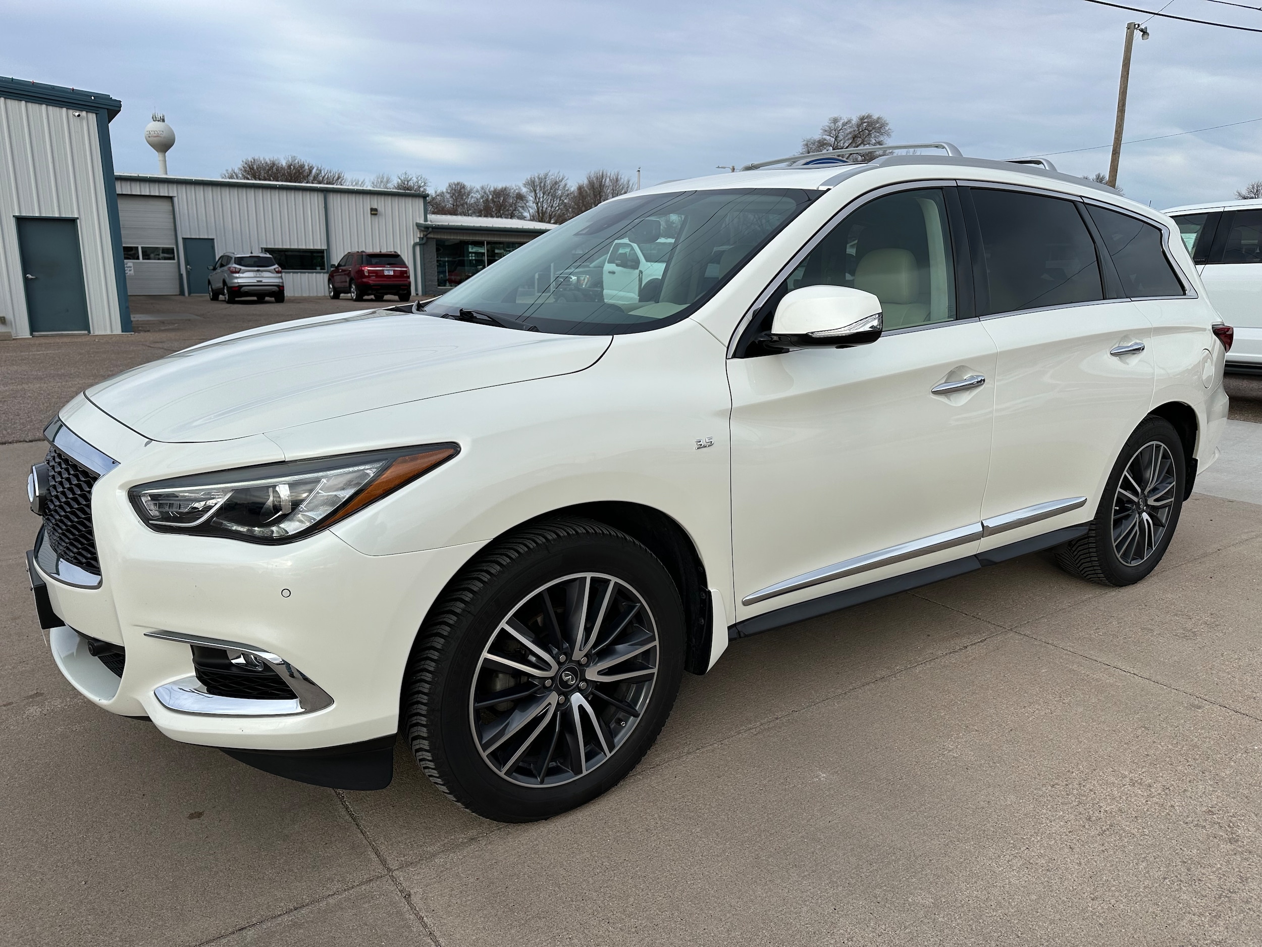 2019 INFINITI QX60