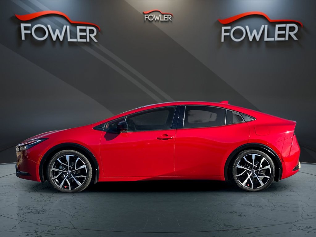 Used 2025 Toyota Prius Plug-In Hybrid XSE Hatchback