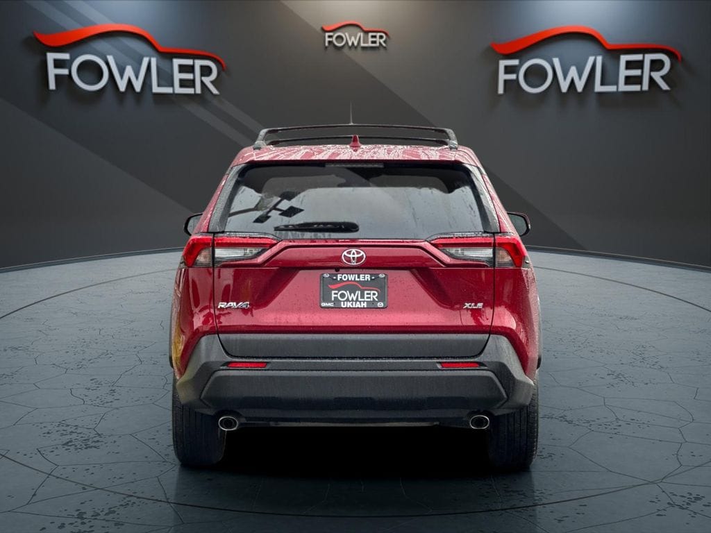 Used 2020 Toyota RAV4 XLE SUV