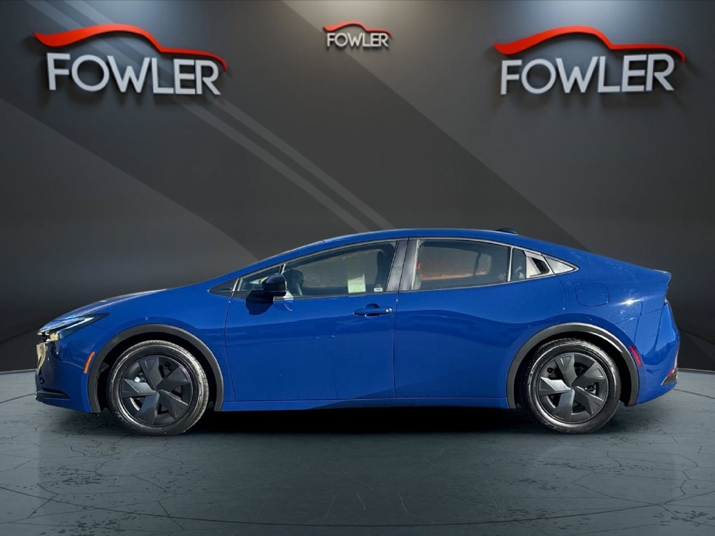 Used 2026 Toyota Prius Plug-In Hybrid SE Hatchback