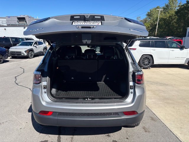 2023 Jeep Compass Latitude - Photo 22