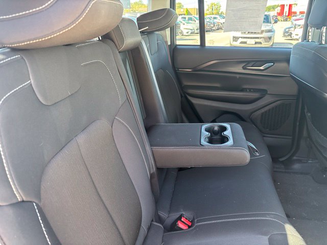 2023 Jeep Grand Cherokee Laredo - Photo 28