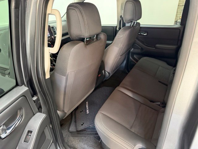 2023 Nissan Frontier SV - Photo 32