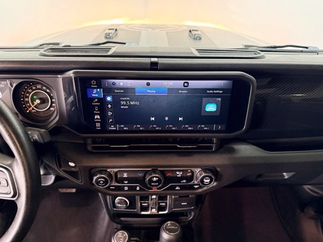 2025 Jeep Gladiator Nighthawk - Photo 22