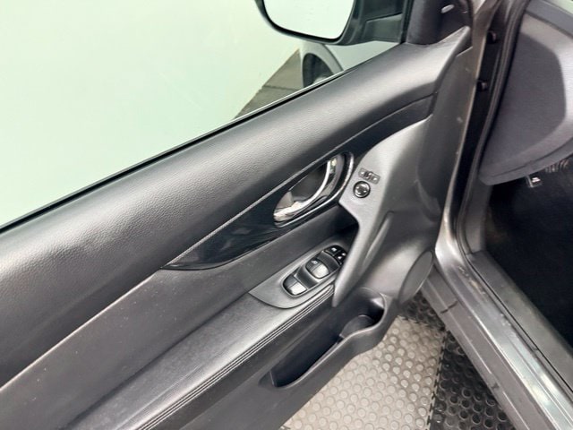 2016 Nissan Rogue SL - Photo 17
