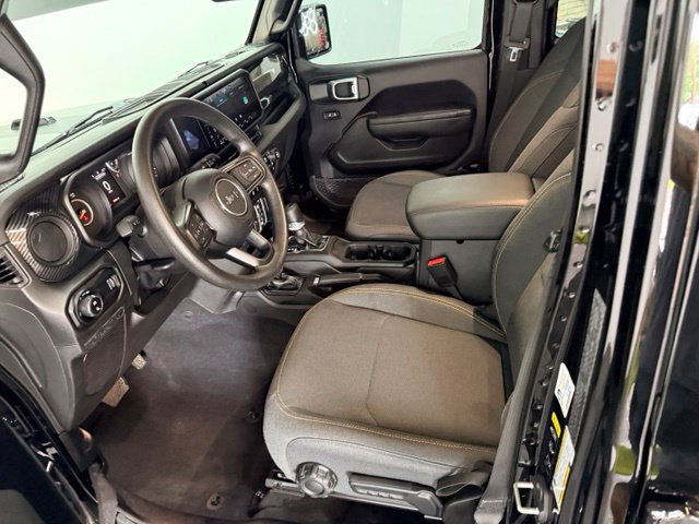 2025 Jeep Gladiator Nighthawk - Photo 20