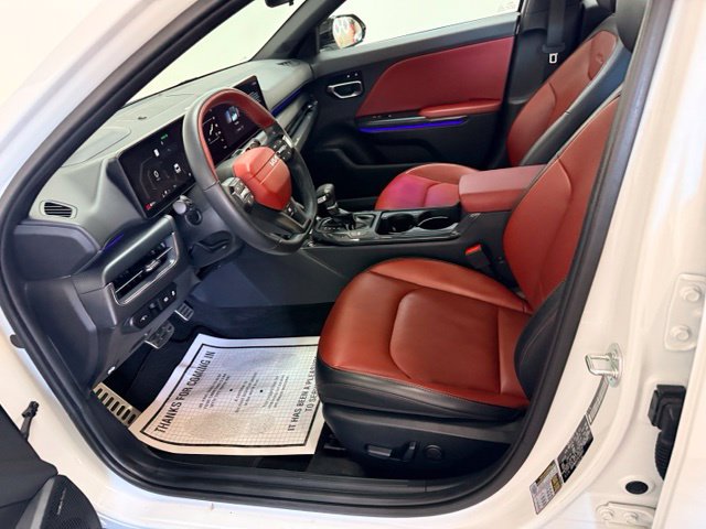 2025 Kia K4 GT-Line Turbo - Photo 16