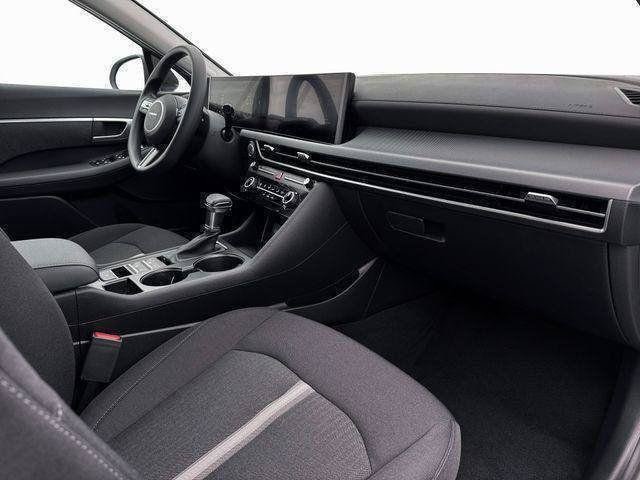 2026 Hyundai Sonata SE - Photo 18