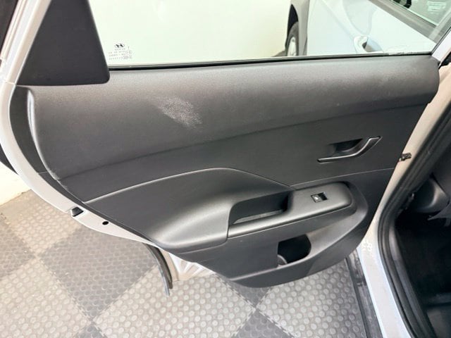 2024 Hyundai Kona SE - Photo 32
