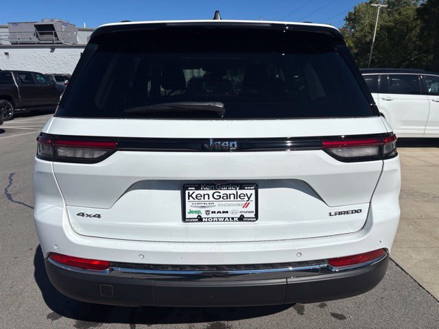 2023 Jeep Grand Cherokee Laredo - Photo 10