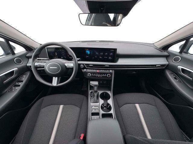 2026 Hyundai Sonata SE - Photo 16