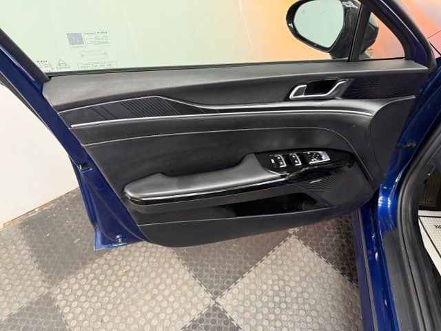 2025 Kia K5 GT-Line - Photo 17