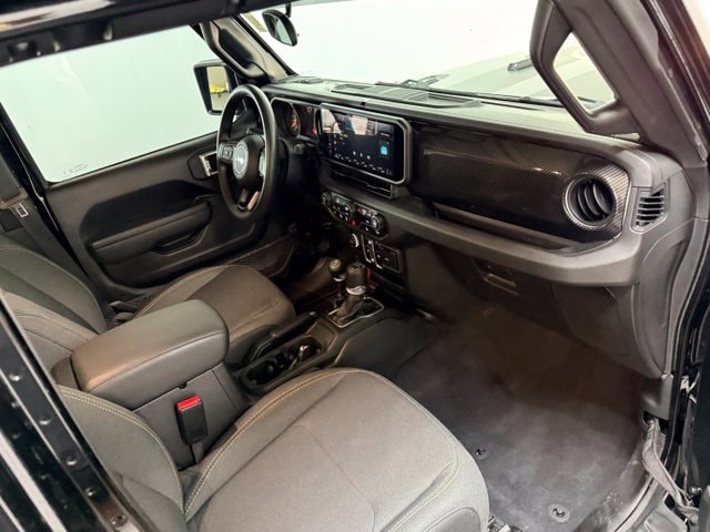 2025 Jeep Gladiator Nighthawk - Photo 32