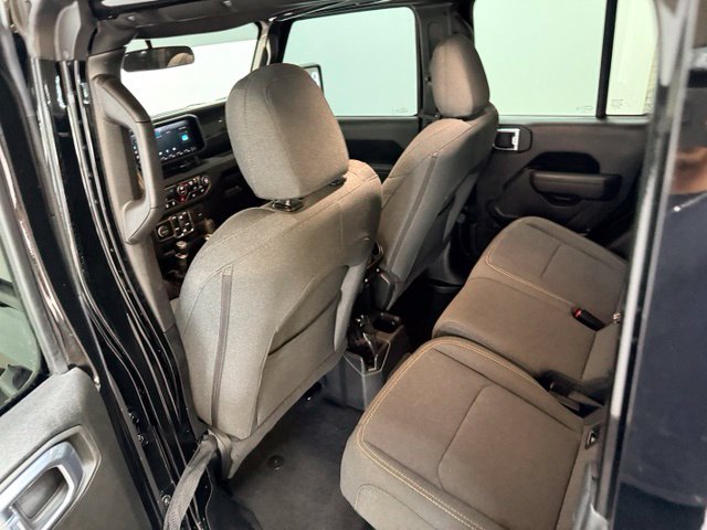 2025 Jeep Gladiator Nighthawk - Photo 26