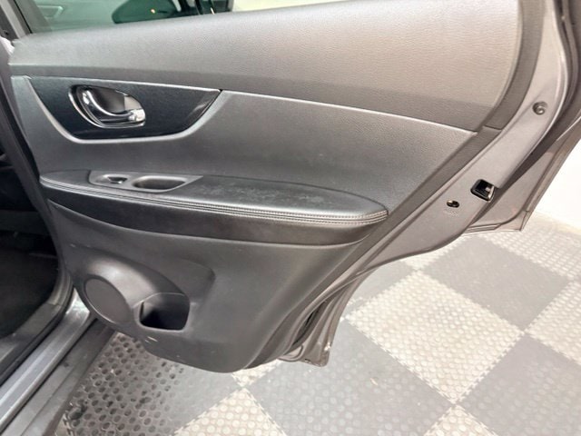 2016 Nissan Rogue SL - Photo 41