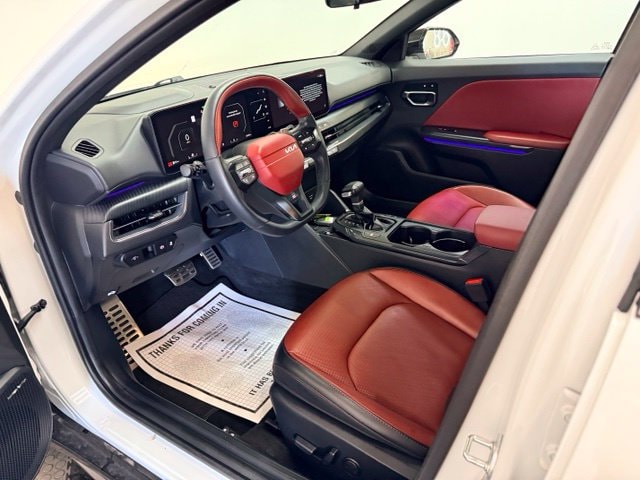 2025 Kia K4 GT-Line Turbo - Photo 15