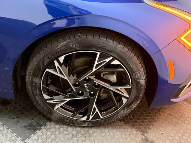 2025 Kia K5 GT-Line - Photo 14