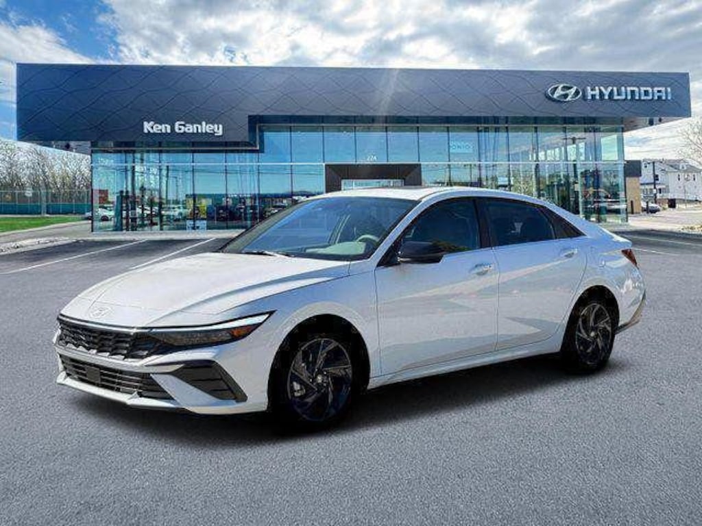 New 2026 Hyundai Elantra SEL Sport Sedan