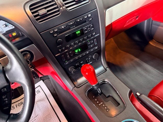 2002 Ford Thunderbird Deluxe - Photo 23