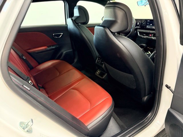 2025 Kia K4 GT-Line Turbo - Photo 41