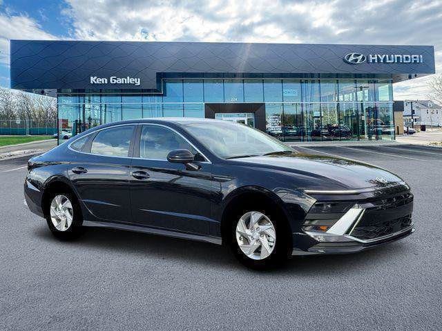 2026 Hyundai Sonata SE - Photo 13