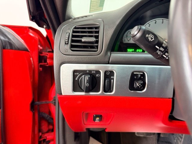 2002 Ford Thunderbird Deluxe - Photo 18