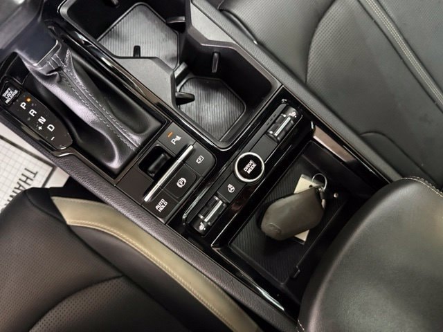 2025 Kia K5 GT-Line - Photo 35