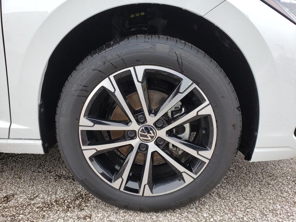 2026 Volkswagen Jetta Sport - Photo 12
